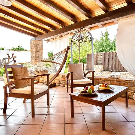 Stunning In Contrada Sarmuci With Pool Villa