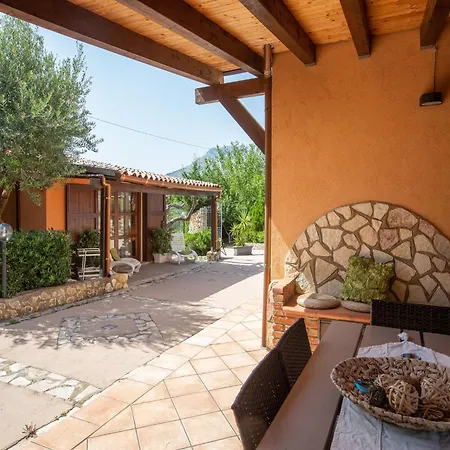 Villa Stunning In Contrada Sarmuci With Pool Castellammare del Golfo