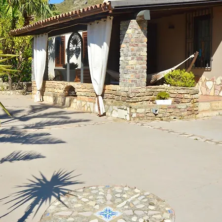 Villa Stunning In Contrada Sarmuci With Pool *